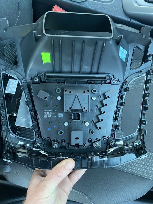 Ford Sync 1 functional.