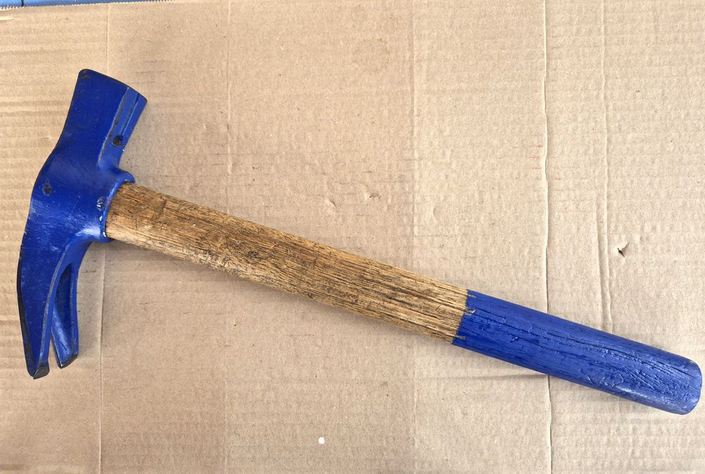 Кофражен , монтажен чук - Germany