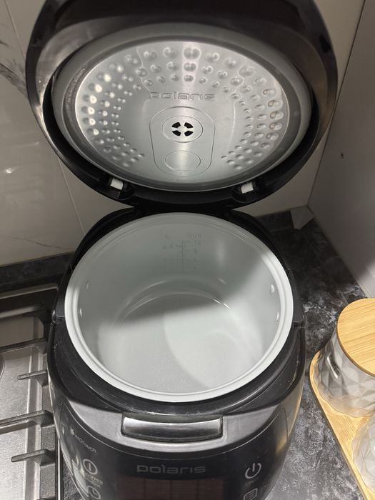 Продам мультиварку Polaris