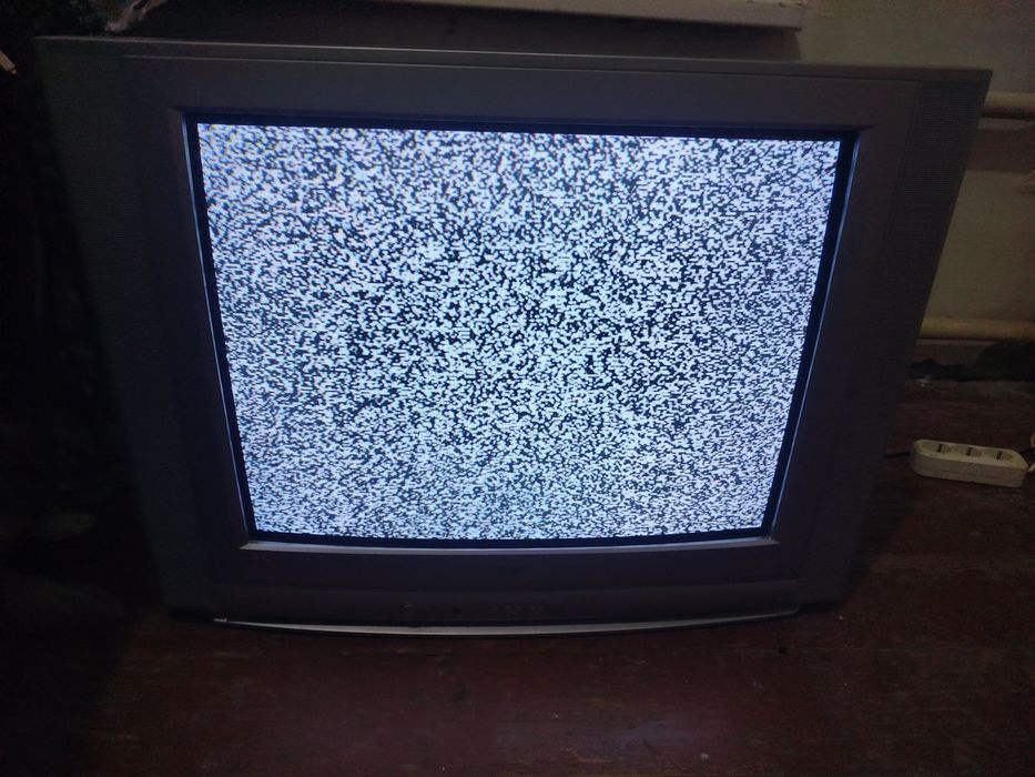 Телевизор рабочий
