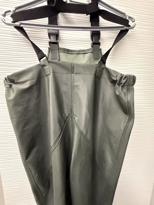 Детски гумен гащеризон 33 номер