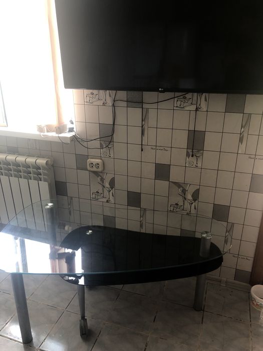 Журнальный столик