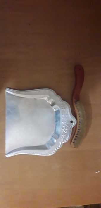 Set faras + perie masa foarte vechi