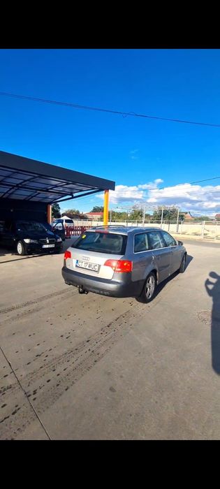 Vând Audi A4 b7 1.9 brb