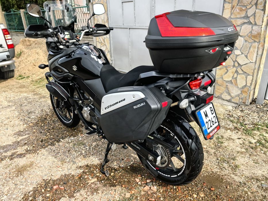 SUZUKI V-STROM 650 Продавам мотоциклет 650 cc