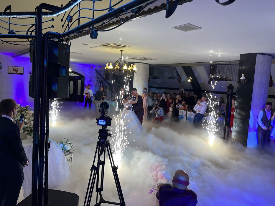 Baloane cu fum DJ Solista Sonorizari gheata carbonica