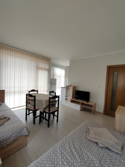 Апартамент под наем в гр. Приморско но 50 метра от Северен плаж.