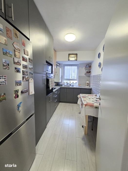 Apartament 2,5 camere 77 mp ,Parcare ,boxa Avantgarden 3 Brasov