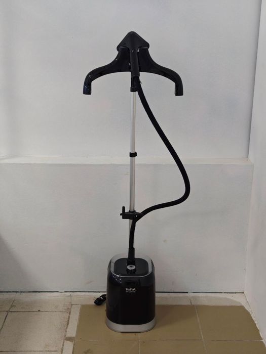 Отпариватель вертикальный Tefal Pro Style IT3480E1