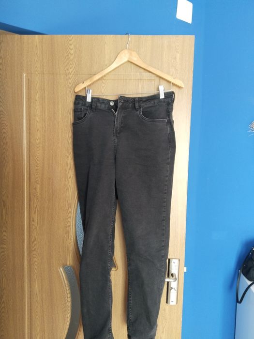 Pantaloni boyfriend de Sinsay mărimea 38