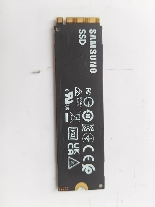 NVMe SSD накопитель