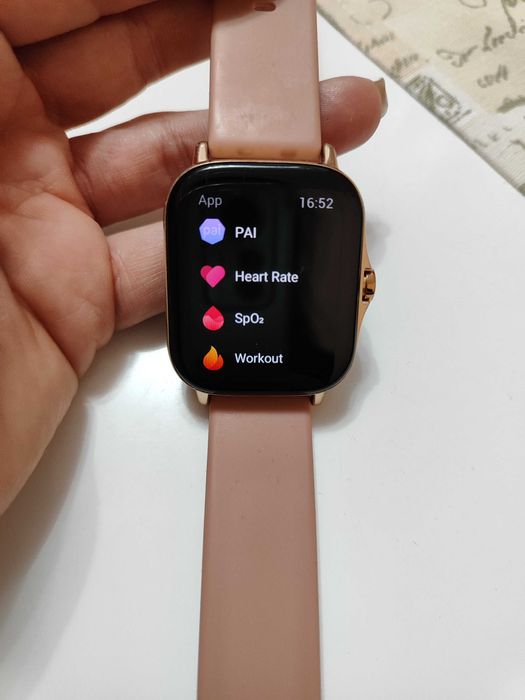 Смарт часовник Amazfit GTS2