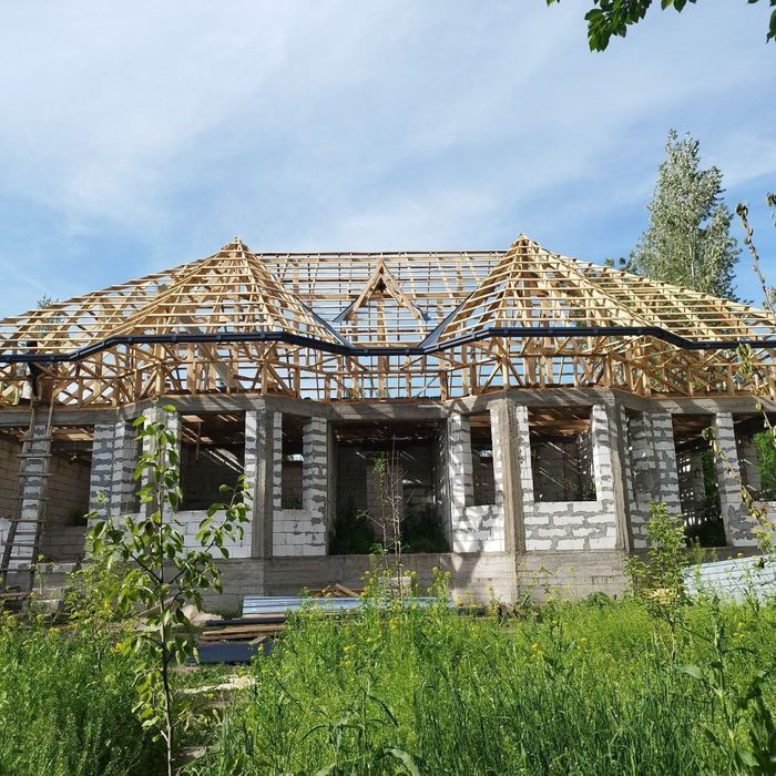 Tom yopish xizmati xarxil Turdagi tomlarni yopamiz taʼmirlaymiz 0 dan