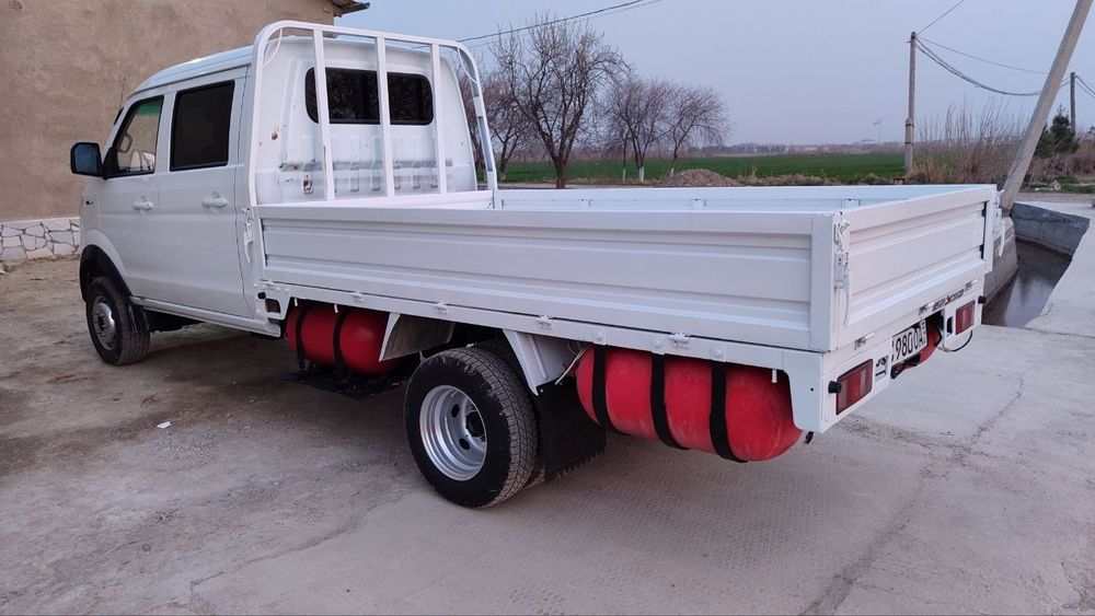 Yuk tashish xizmati Navoiy Shineray 24/7