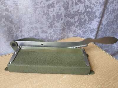 Ghilotină vintage sovietică URSS pentru tăiat hârtie, pentru fotograf