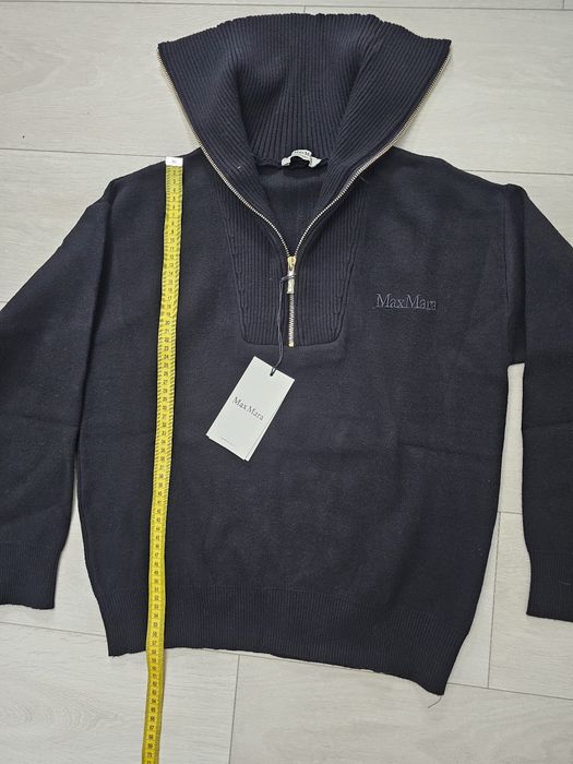 Costum Max Mara superb