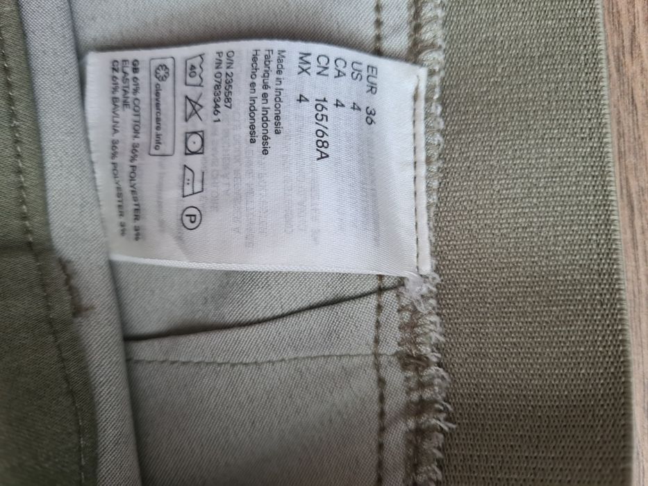 Pantaloni kaki H&M