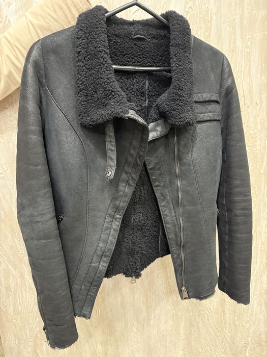 Яке от агнешка кожа