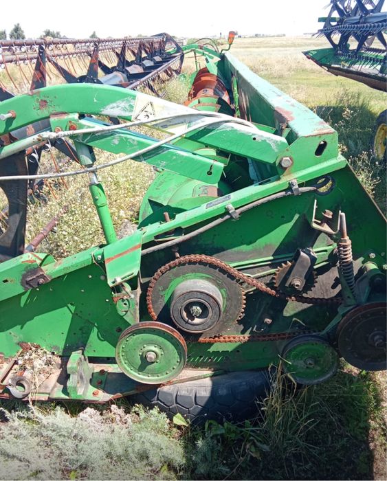 Жатка джон дир 9 метро.