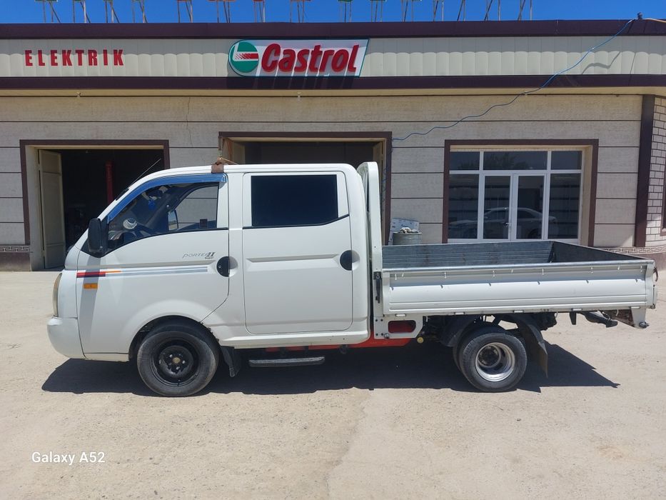 Сотилади ҳйундай портер дубл кабена