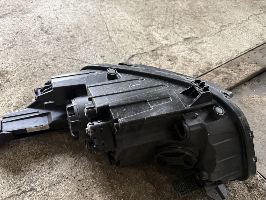 Фар за Киа Стоник Far Kia Stonic