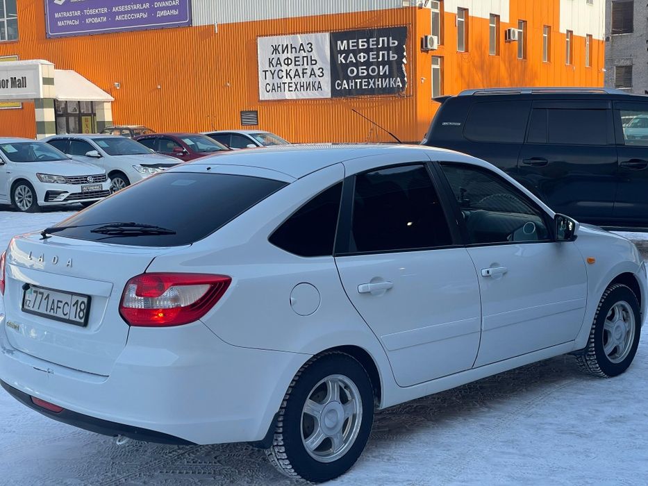 Лада гранта лифтбек