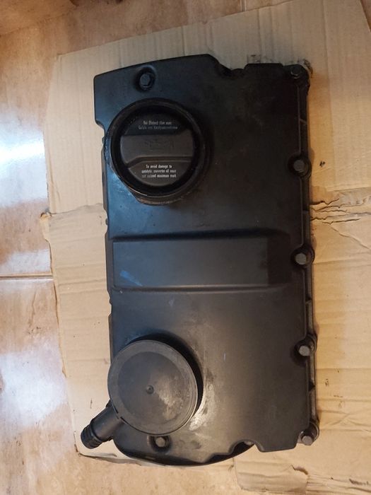 Vând injectoare+pistoane+capac de pe un A4 b5 1.9 tdi din 2001 ATJ