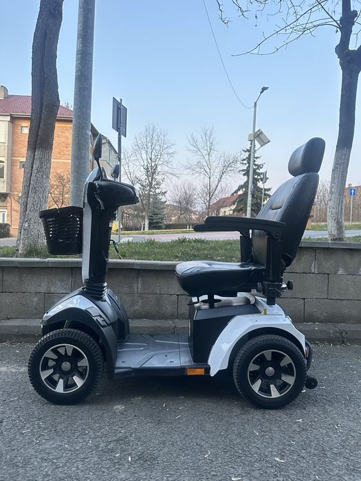 Scuter electric Mercurius pentru persoane cu dizabilitati/varstnici