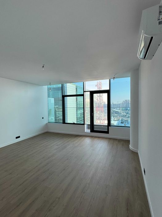 Studio / One North Lofts / Pipera