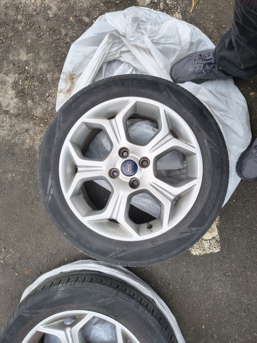 4 Jante R17  FORD Ecosport  cu Anvelope si Senzori