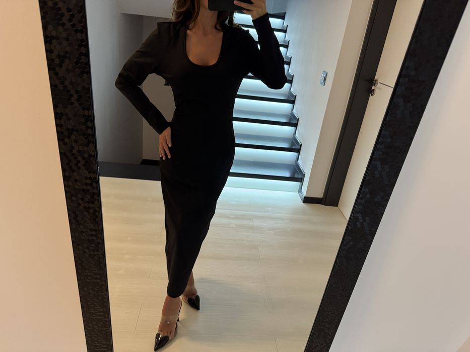 Rochie neagra midi cu spate gol