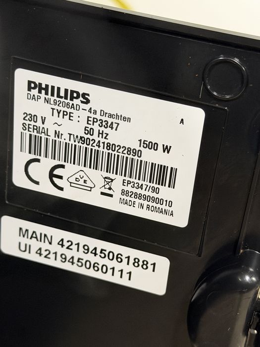 Кафемашина кафе автомат Philips EP3347 с гаранция