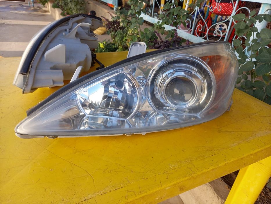 Фары на тойота 30