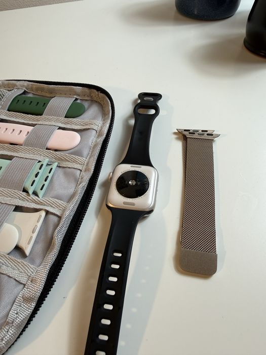 APPLE Watch SE (2nd Gen) V2, GPS + Cellular 40mm Starlight  Aluminium