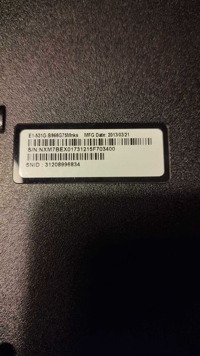 Laptop Acer Aspire E1-531G-B966G75Mnks