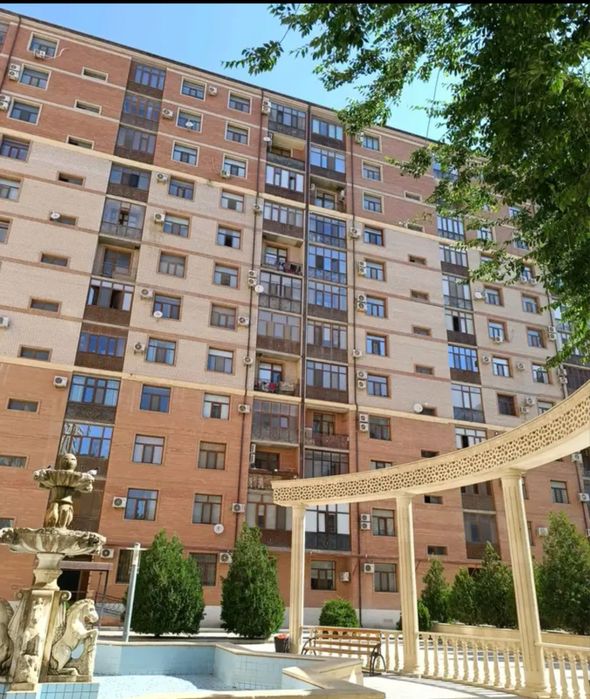 По суточно квартира Green Park