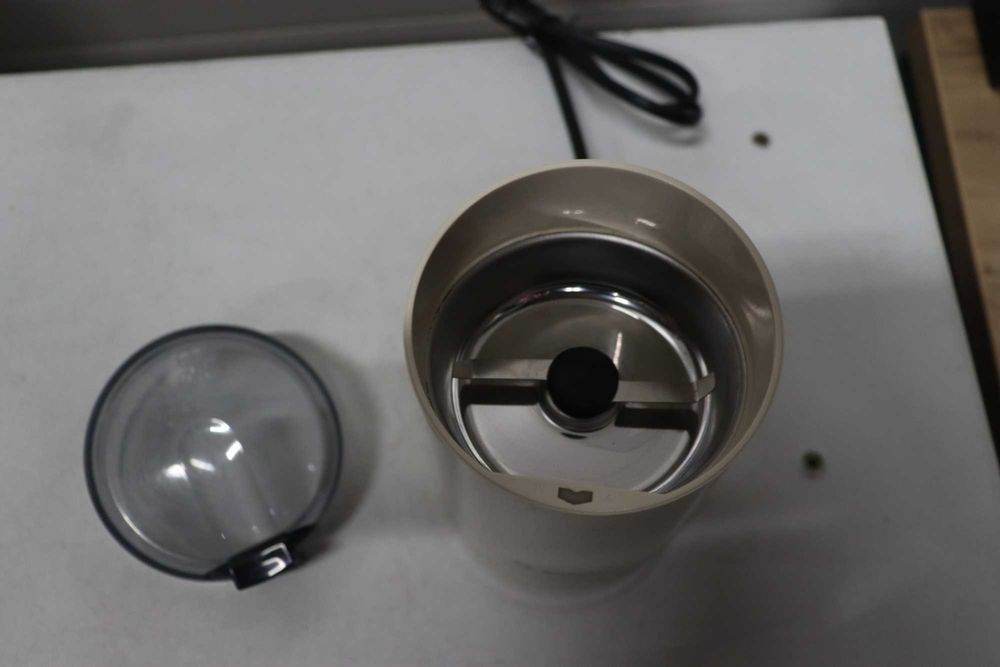Кафемелачка Bosch TSM6A017C 180W 75g кремава
