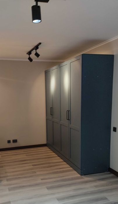 Мебель  шкаф берген