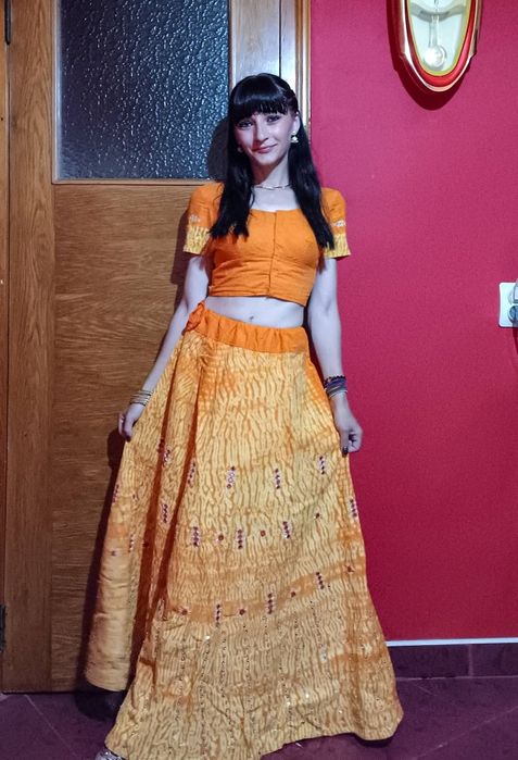 Lehenga Choli/Ținută Indiana