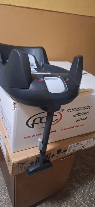 Продавам бебешка количка Stokke (летен/зимен кош и столче за кола ISOFIX )