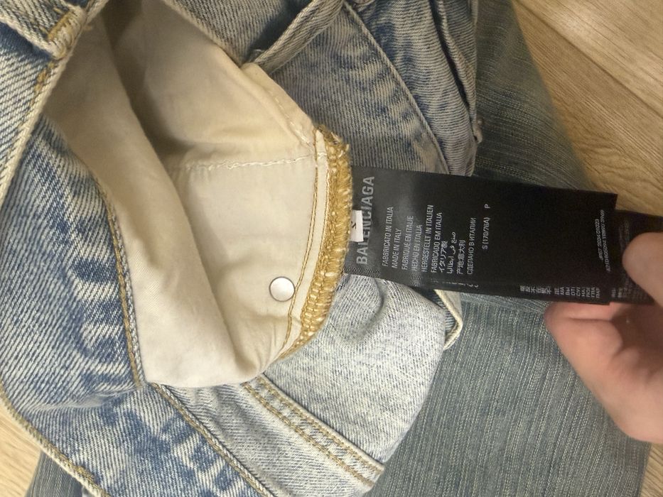 Джинсы Balenciaga cut up