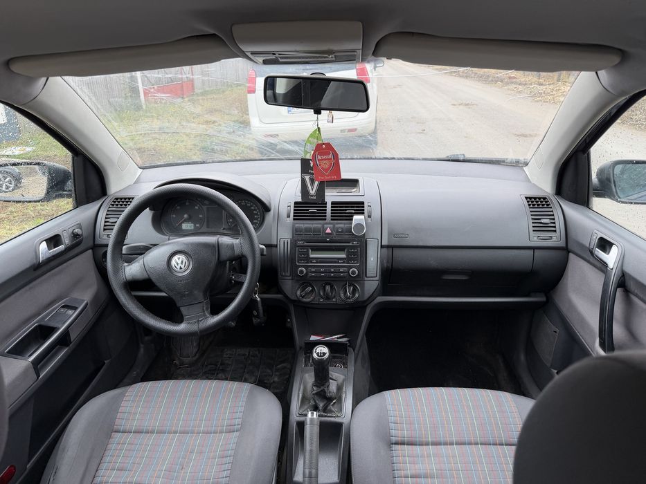 VOLKSWAGEN Polo 2009 — imagine 5