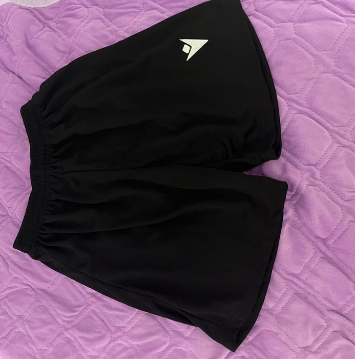 Макрон одежда размер л