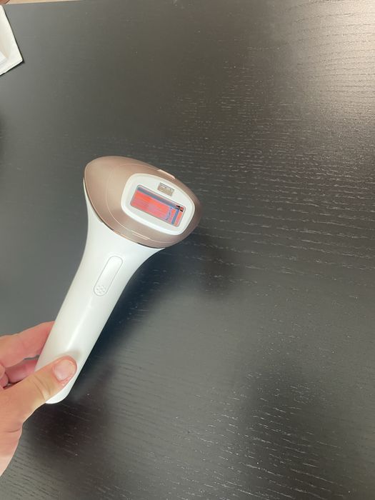 NOU!!! Epilator IPL Philips Lumea Seria 9000