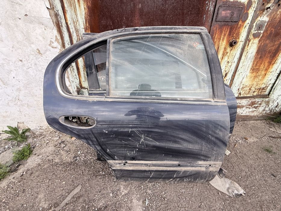 Двери Nissan Maxima a32