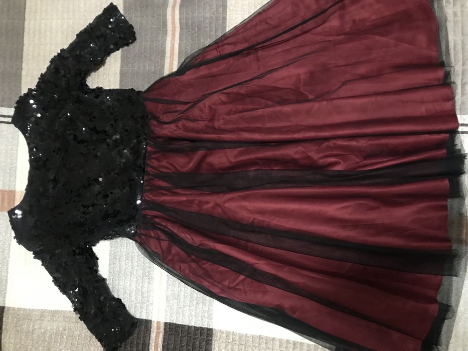 Платье вечернее