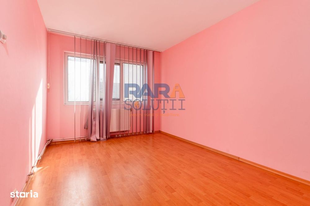 Apartament 3 camere, două băi - Str. Bogdan Dragoș