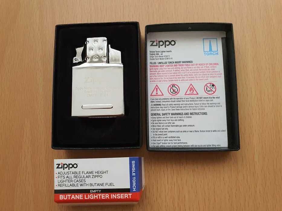Bricheta Zippo cu gaz argintie noua