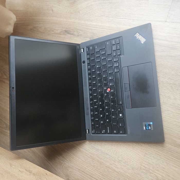Lenovo X13 gen2. Touchscreen