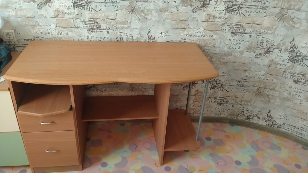 Стол    школьный